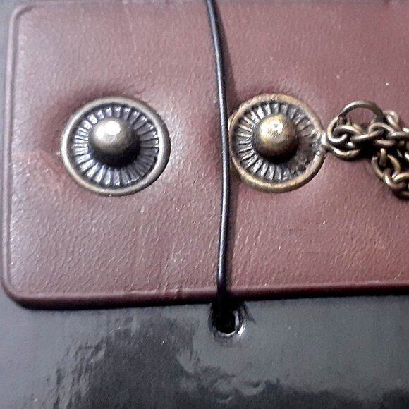 BRAND NEW!! NECA The Hunger Games: Catching Fire Mockingjay Cuff - Leather Cuff - Picture 4 of 7